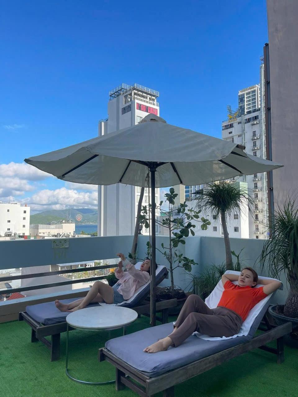 King Hotel 芽庄 外观 照片
